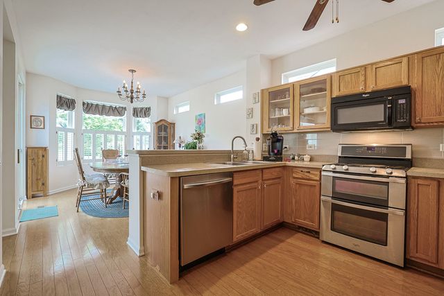 12926 Oak Grove Drive, Huntley, IL 60142