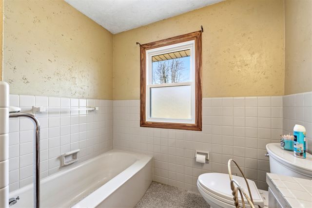 1805 W Kilgore Road, Portage, MI 49024