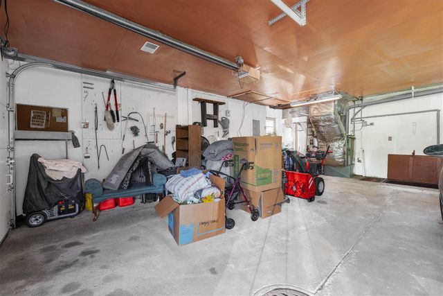 1805 W Kilgore Road, Portage, MI 49024