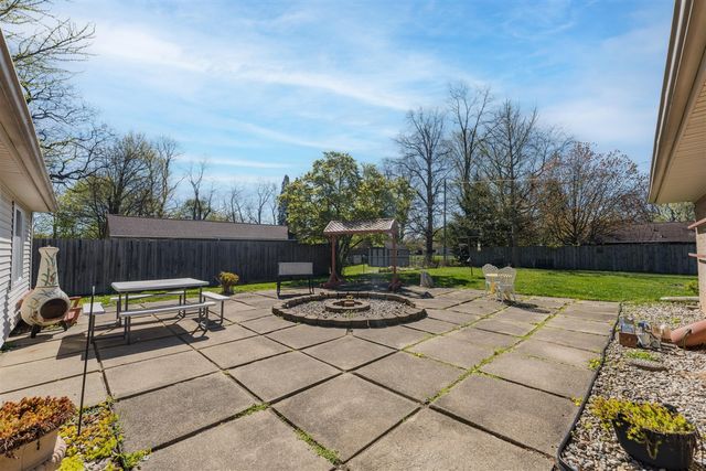 1805 W Kilgore Road, Portage, MI 49024