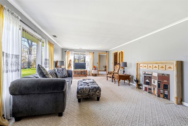 1805 W Kilgore Road, Portage, MI 49024