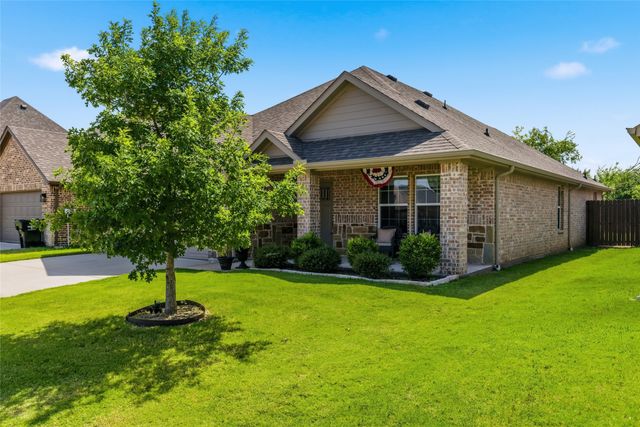 7904 Grant Lane, Greenville, TX 75402