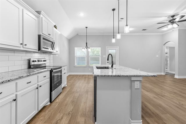 7904 Grant Lane, Greenville, TX 75402