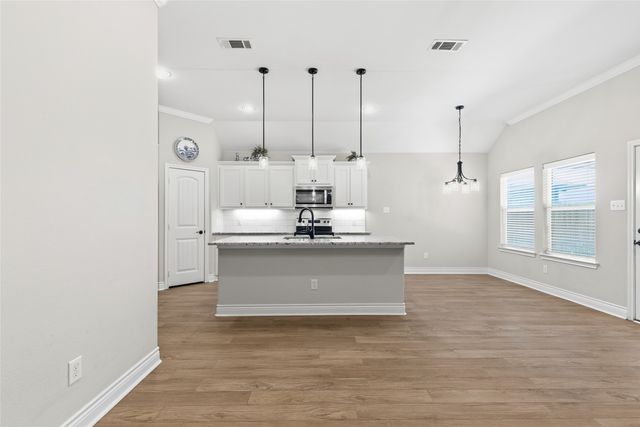 7904 Grant Lane, Greenville, TX 75402