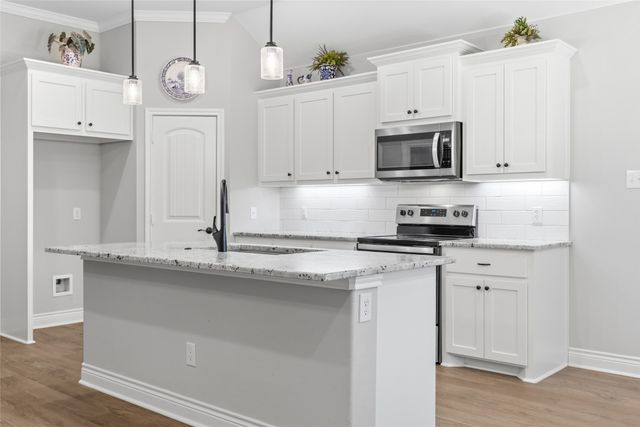 7904 Grant Lane, Greenville, TX 75402