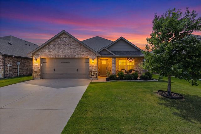 7904 Grant Lane, Greenville, TX 75402