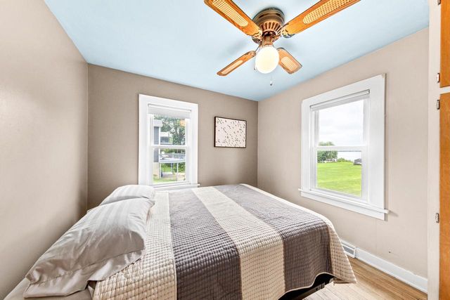 25805 W Loomis ROAD, Waterford, WI 53185
