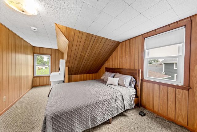 25805 W Loomis ROAD, Waterford, WI 53185