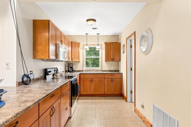 25805 W Loomis ROAD, Waterford, WI 53185