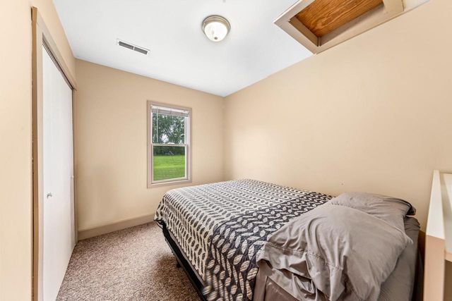 25805 W Loomis ROAD, Waterford, WI 53185