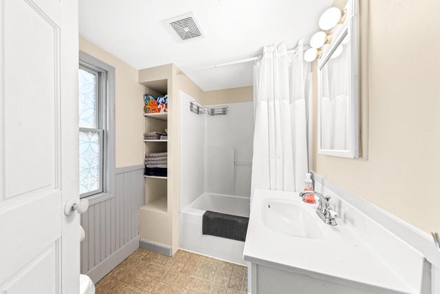 25805 W Loomis ROAD, Waterford, WI 53185