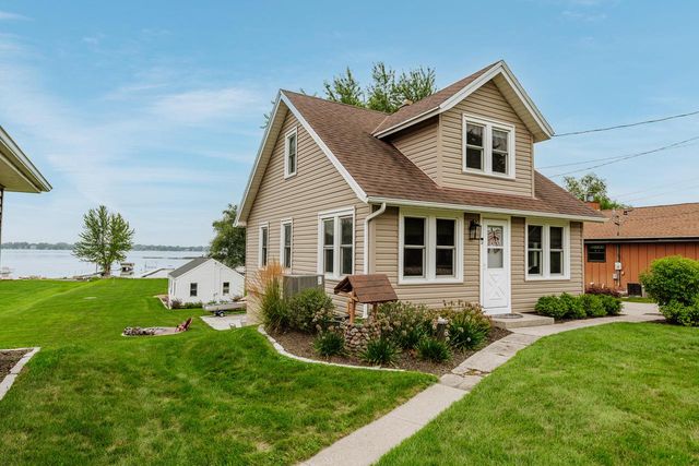 25805 W Loomis ROAD, Waterford, WI 53185