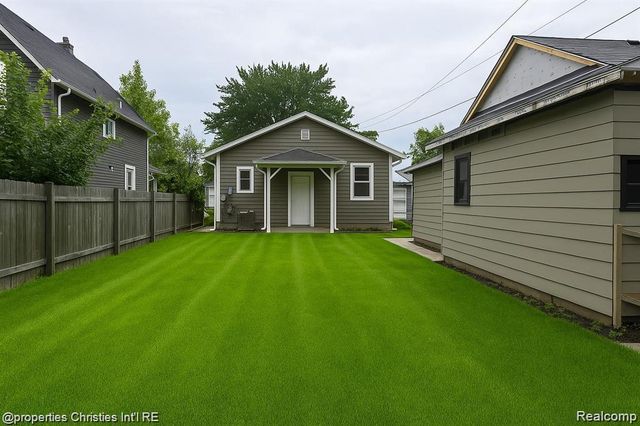 1259 Humphrey Avenue, Birmingham, MI 48009