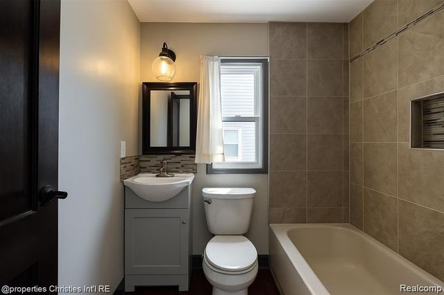 1259 Humphrey Avenue, Birmingham, MI 48009