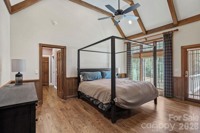 106 Farwood Court, Flat Rock, NC 28731