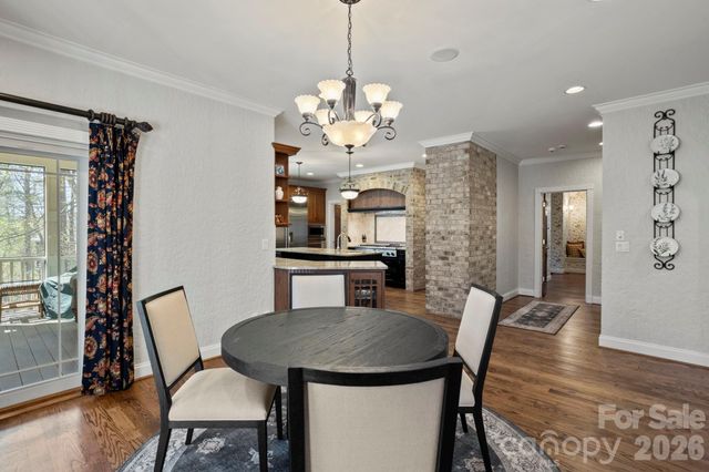 106 Farwood Court, Flat Rock, NC 28731