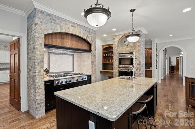 106 Farwood Court, Flat Rock, NC 28731