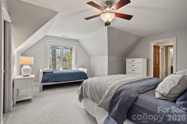 106 Farwood Court, Flat Rock, NC 28731