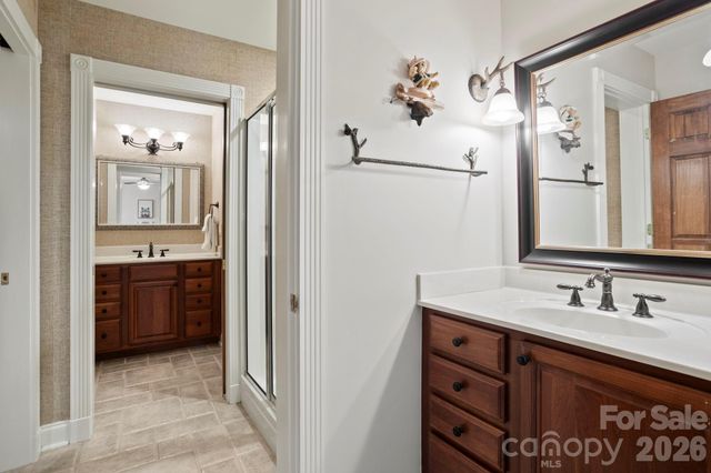 106 Farwood Court, Flat Rock, NC 28731