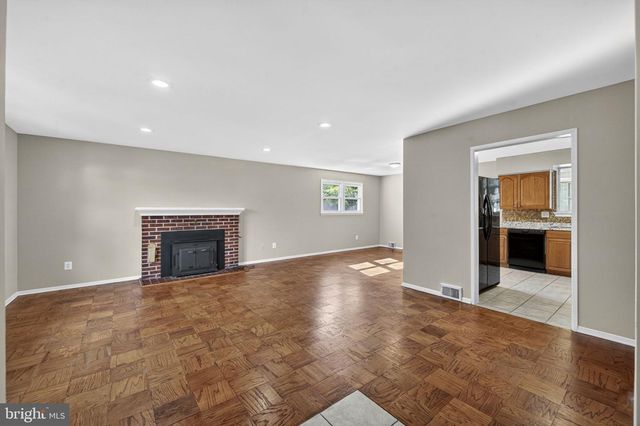 7505 NOTTOWAY PL, Springfield, VA 22150