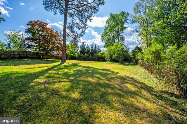 7505 NOTTOWAY PL, Springfield, VA 22150