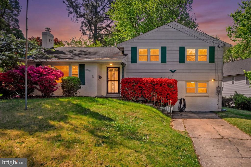 7505 NOTTOWAY PL, Springfield, VA 22150