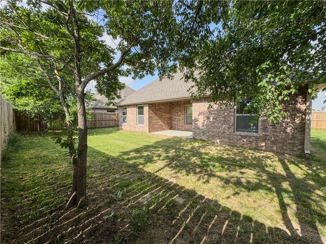 4302 Pawhuska Street, Bentonville, AR 72713