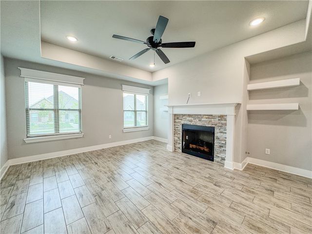 4302 Pawhuska Street, Bentonville, AR 72713