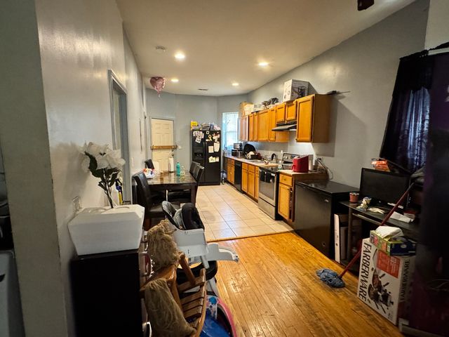 1641 S Ridgeway Avenue, Chicago, IL 60623