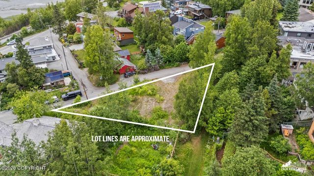 1628 W 10th Avenue, Anchorage, AK 99501