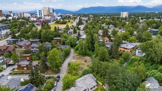 1628 W 10th Avenue, Anchorage, AK 99501