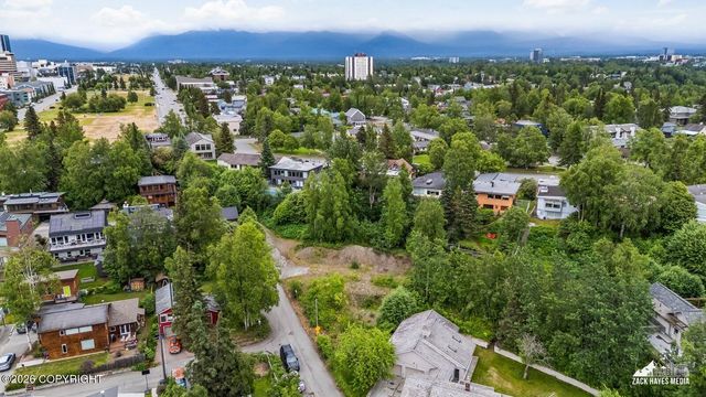 1628 W 10th Avenue, Anchorage, AK 99501