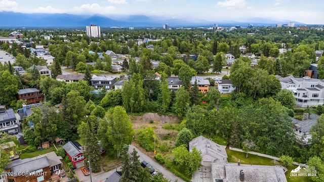 1628 W 10th Avenue, Anchorage, AK 99501