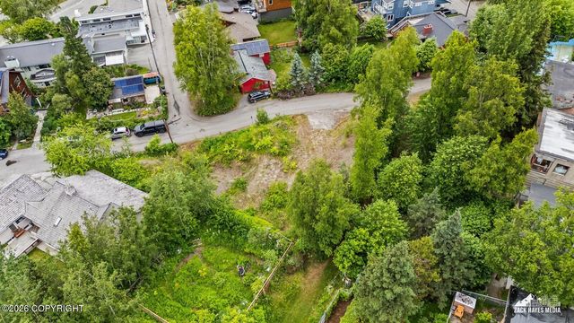 1628 W 10th Avenue, Anchorage, AK 99501