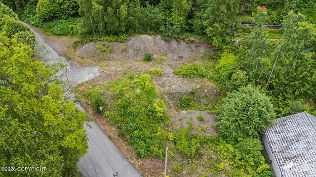 1628 W 10th Avenue, Anchorage, AK 99501