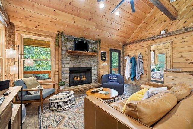 681 Catawba Circle, Ellijay, GA 30540