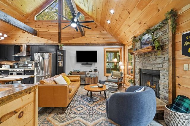 681 Catawba Circle, Ellijay, GA 30540
