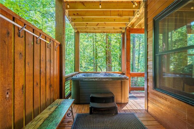 681 Catawba Circle, Ellijay, GA 30540