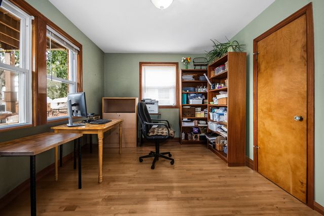 5706 N Mozart Street, Chicago, IL 60659