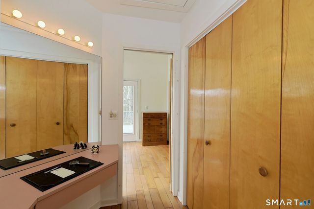 159 Mountain Road, Ridgefield, CT 06877