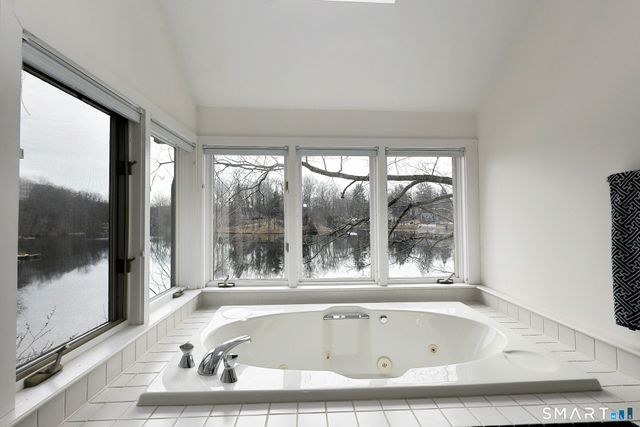 159 Mountain Road, Ridgefield, CT 06877