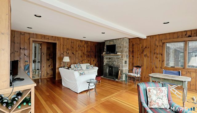 159 Mountain Road, Ridgefield, CT 06877