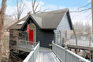 159 Mountain Road, Ridgefield, CT 06877