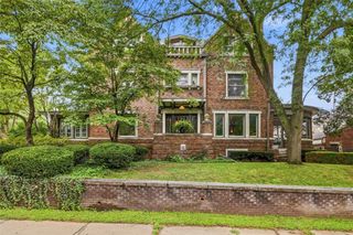 3681 Madison Avenue, Kansas City, MO 64111