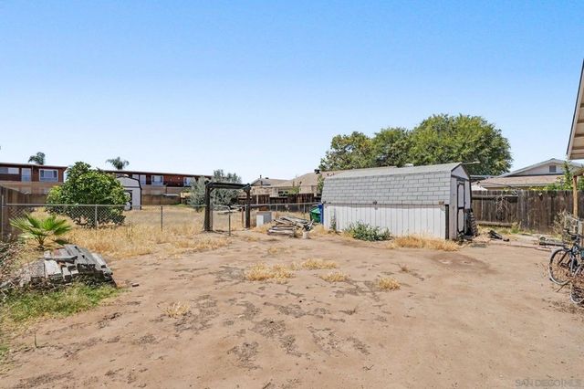 1367 E Madison Ave, El Cajon, CA 92021
