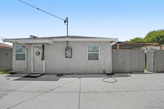 1367 E Madison Ave, El Cajon, CA 92021