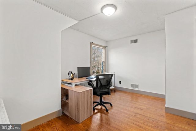 2472 FAIRWAY OAKS CT, Hampstead, MD 21074