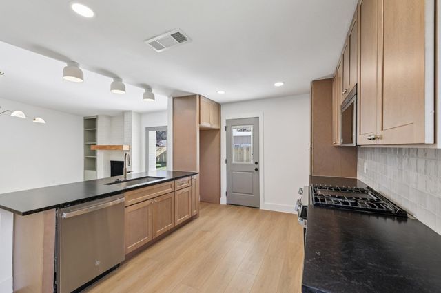 10424 Quail Ridge DR, Austin, TX 78758