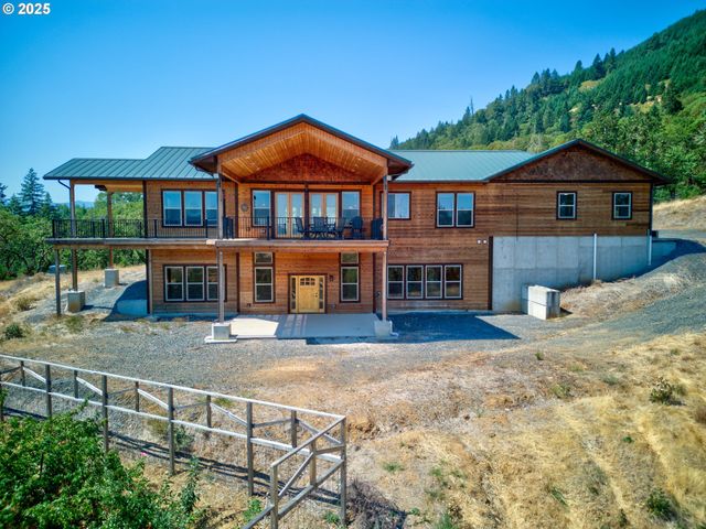 1757 RIDDLE BY PASS Rd, Riddle, OR 97469