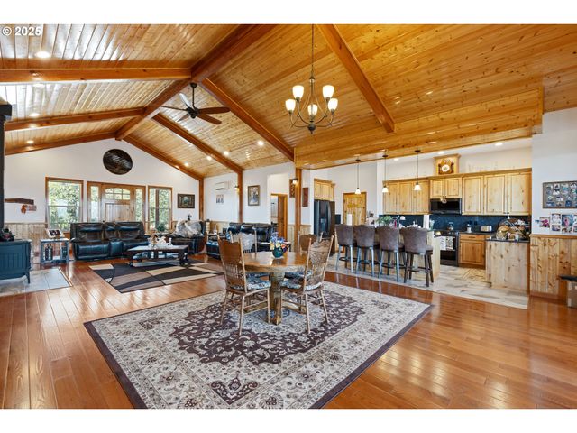 1757 RIDDLE BY PASS Rd, Riddle, OR 97469